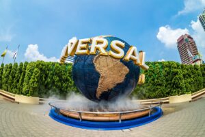 年末年始に学生向けのUSJ格安旅行プランは？