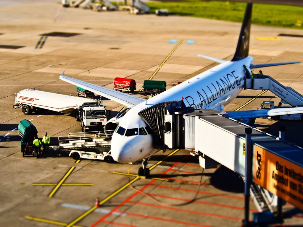連休に利用する地方空港からのLCC最安ルートは？