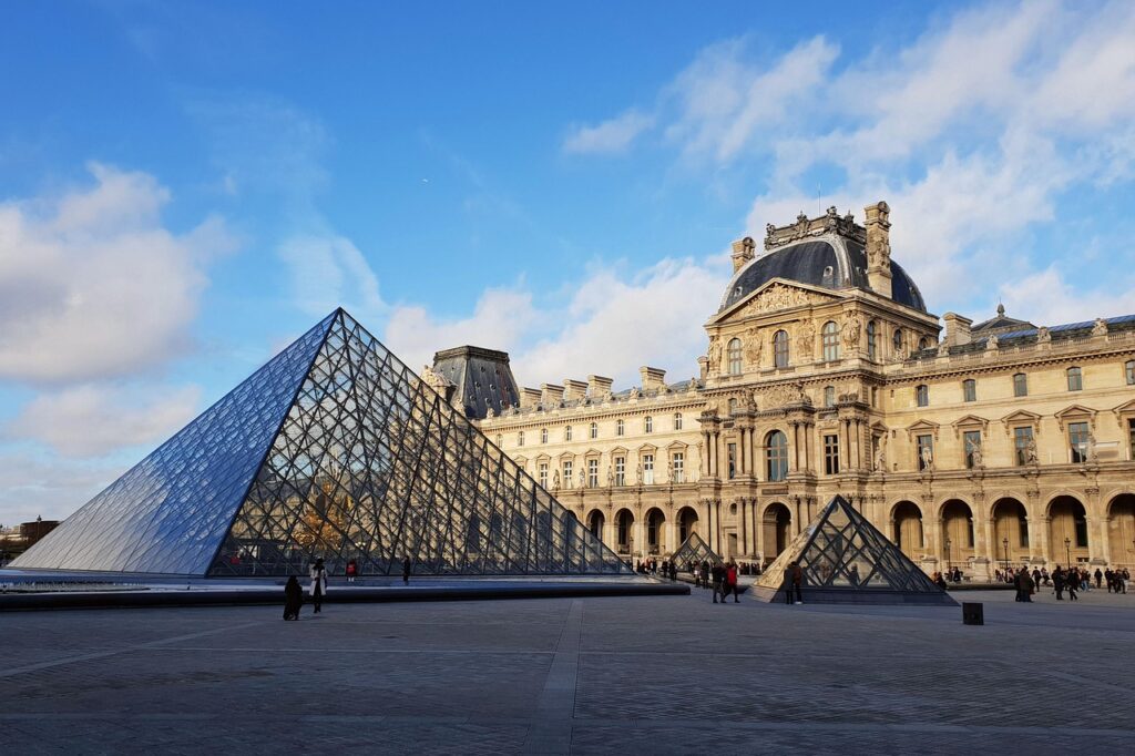 連休に訪れる桜の名所、無料で楽しめる公園ランキングは？