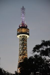 連休に訪れたい無料の展望台で楽しむ夜景スポットは？