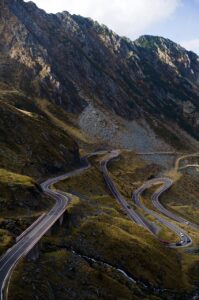 連休に高速道路を使わない旅行の楽しみ方は？